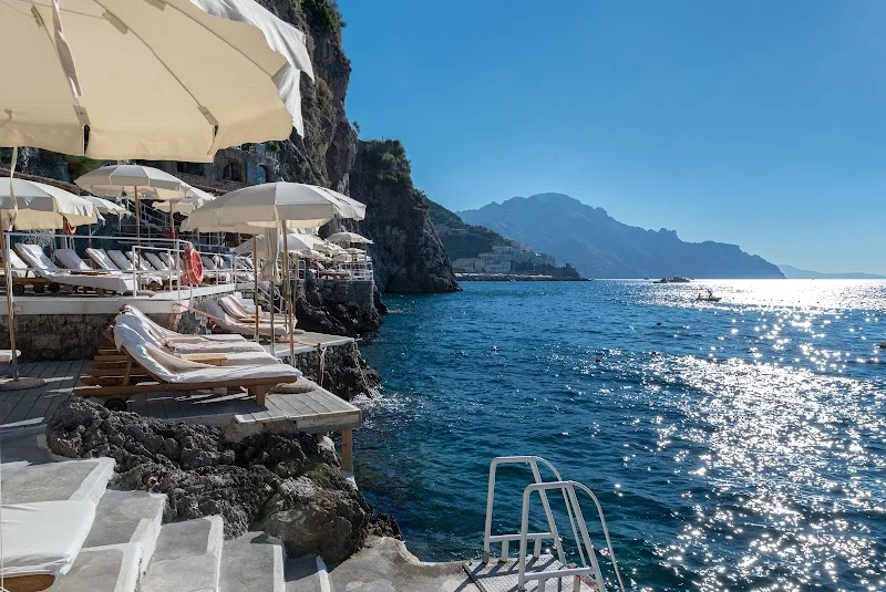 Santa Caterina Hotel - Restaurant near Belmond Hotel Caruso