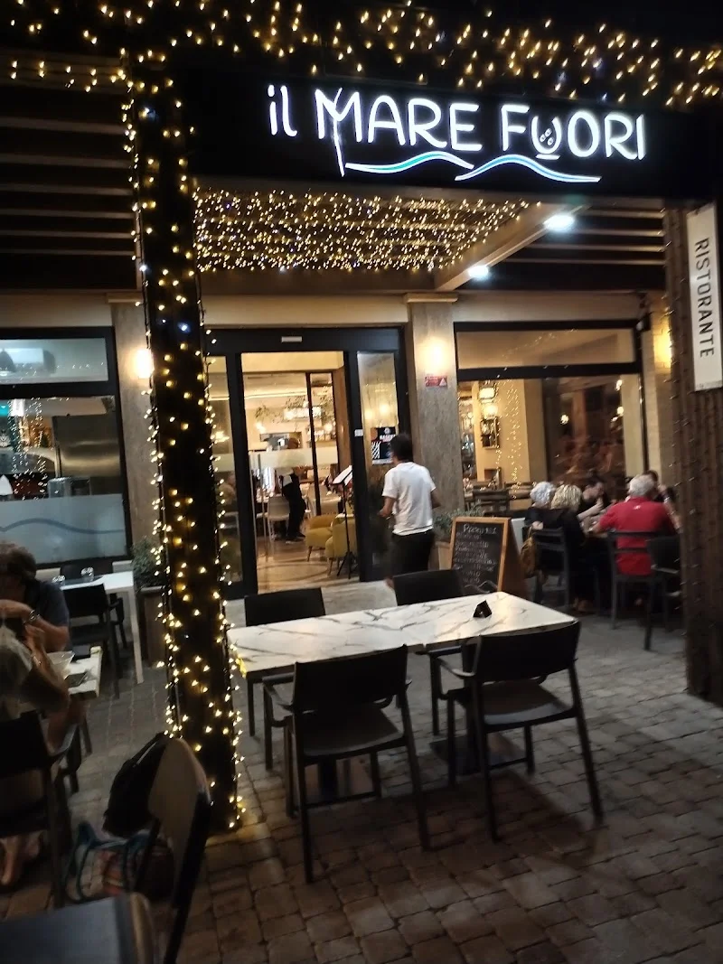 Il Mare Fuori - Restaurant near La Posta Vecchia