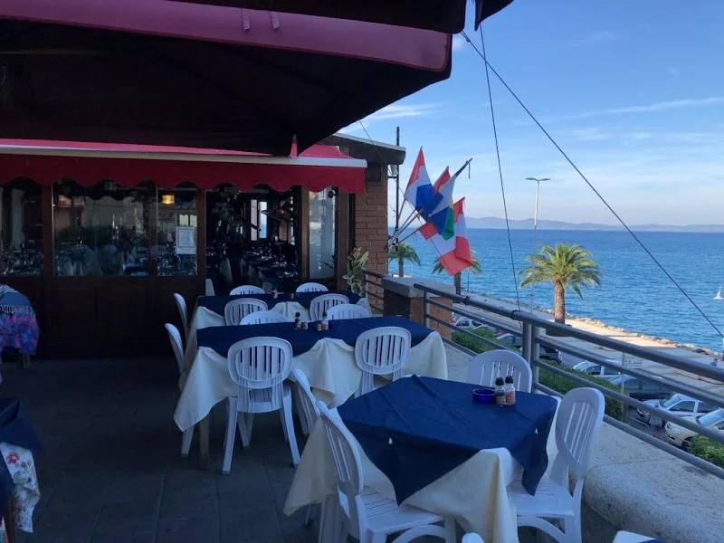 Trattoria Lo Sfizio 2.0 - Restaurant near Hotel Il Pellicano